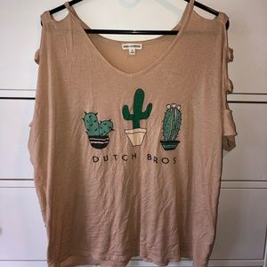 Dutch wear, Dutch Bros, flowy top